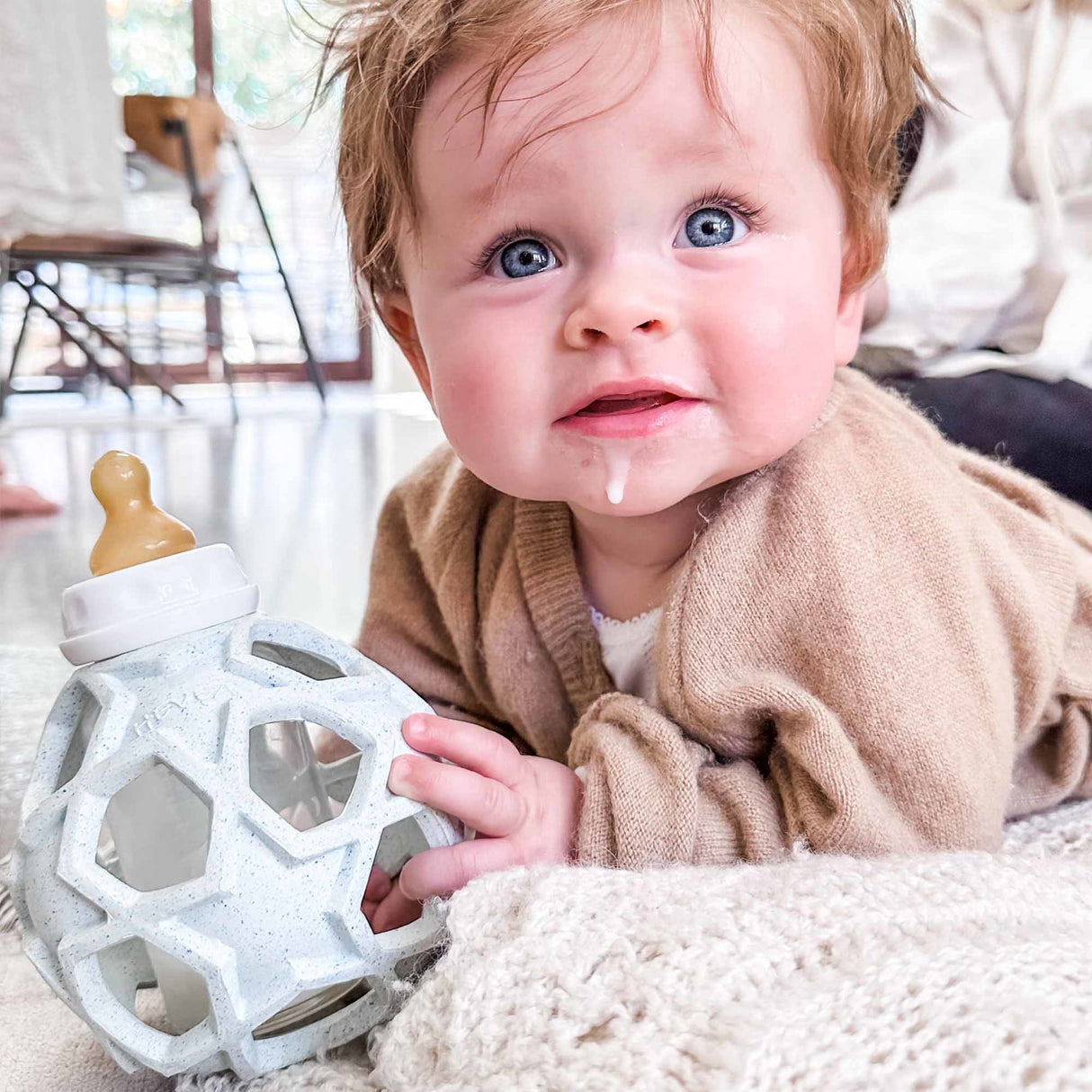 2-in-1 Standard Neck Baby Glass Bottle with Star Ball Cover - 120ml/4oz