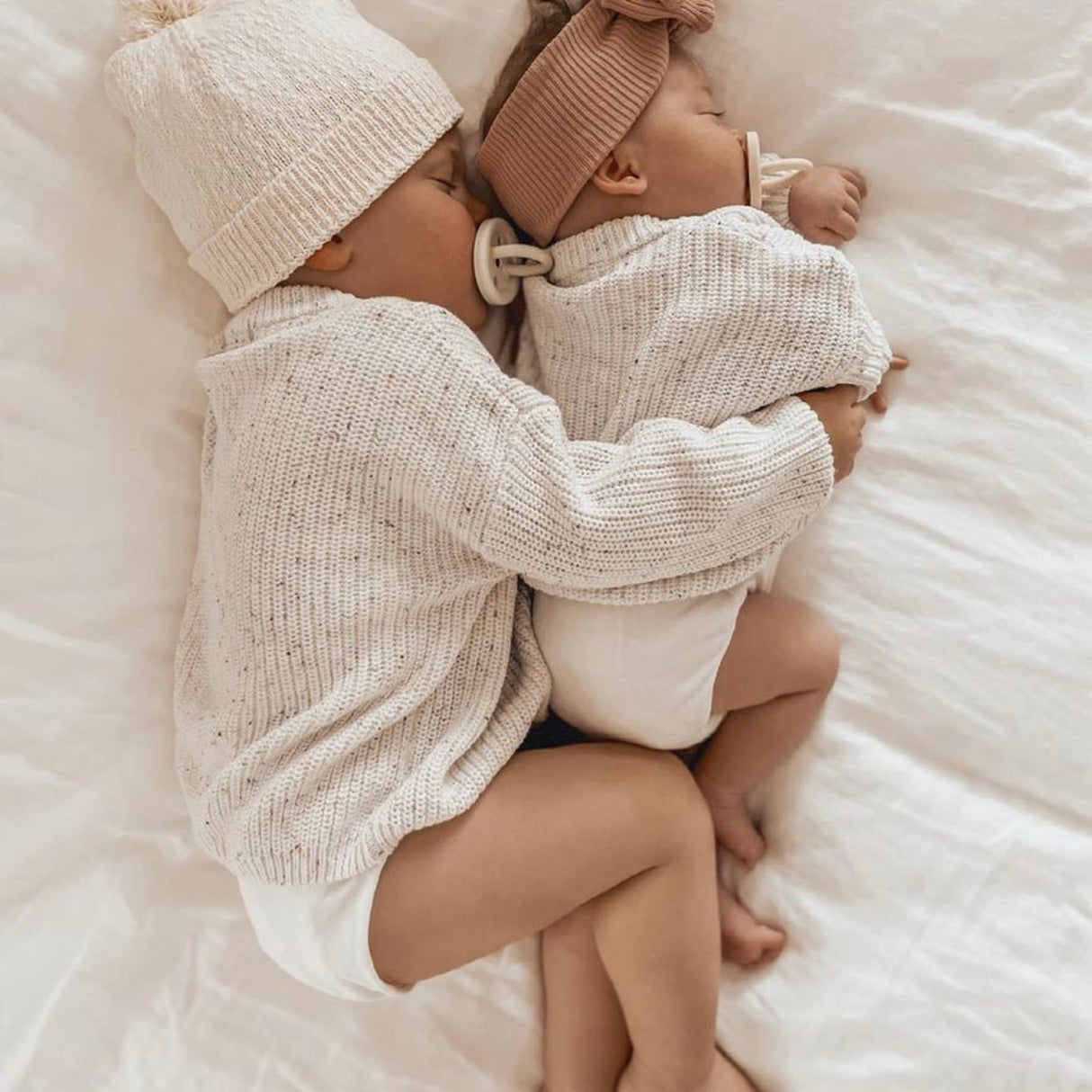 Natural Rubber BumiBébé Pacifier ROUND 3-36 Months Two-Pack - Round 3-36 months