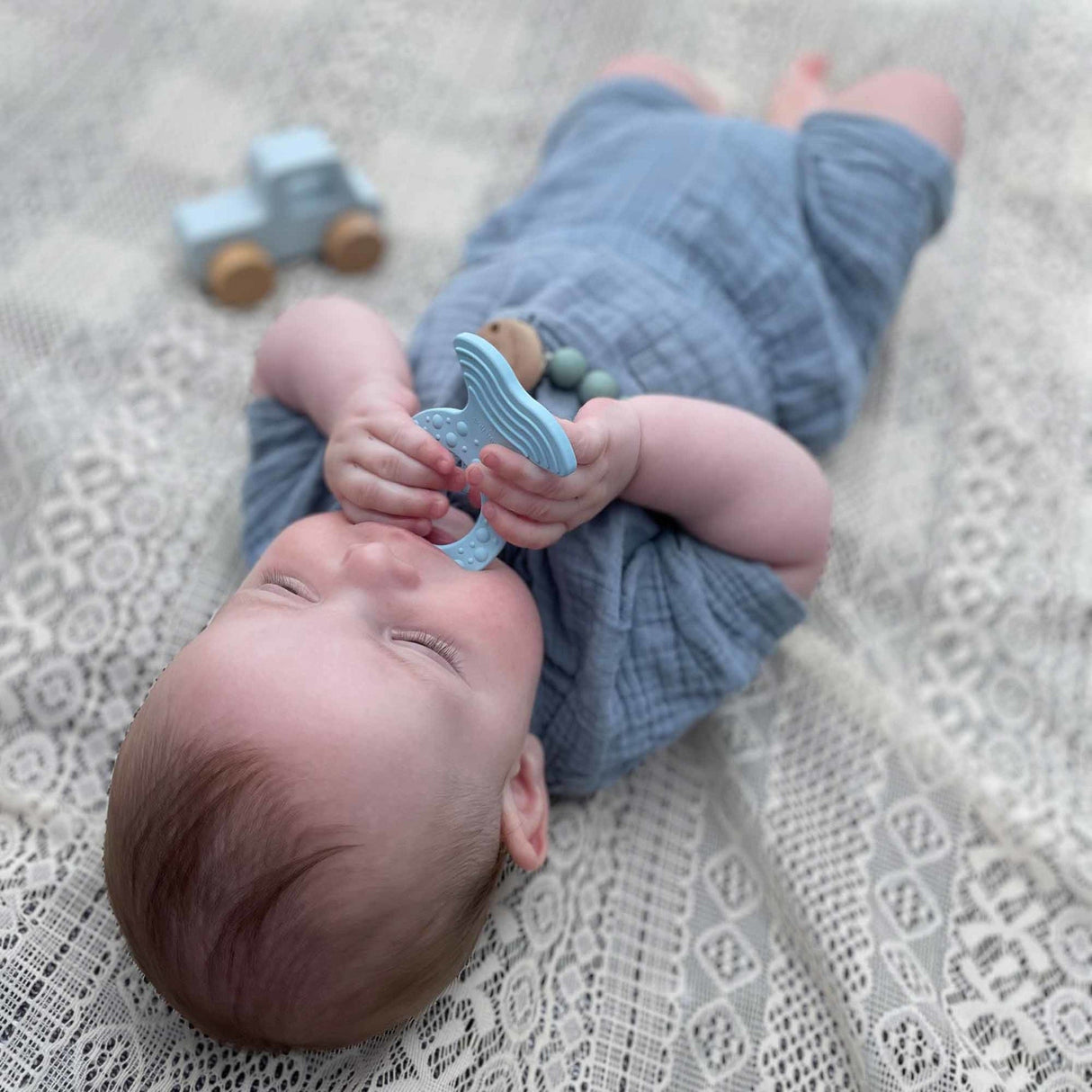 Fish Teether in Natural Rubber -