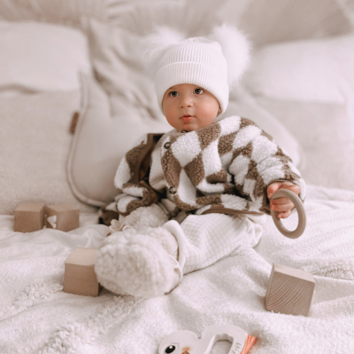 Kawan Teether Ring  in Natural Rubber Single-Pack -