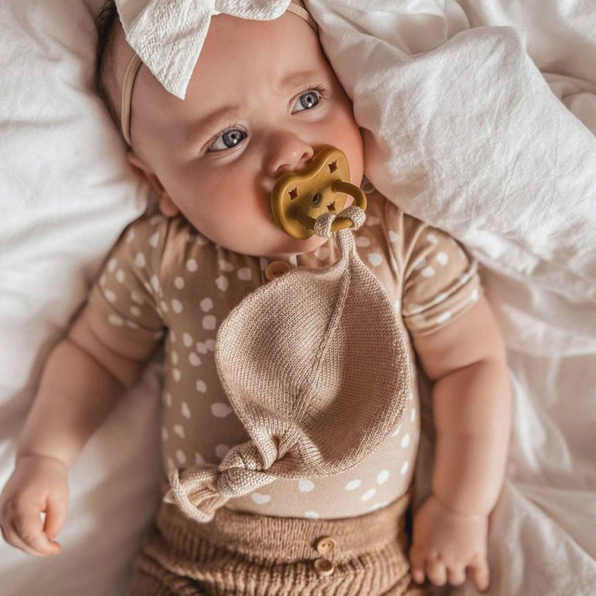 Natural Rubber Pacifier ROUND 3-36 Months Two-Pack - Round 3-36 months