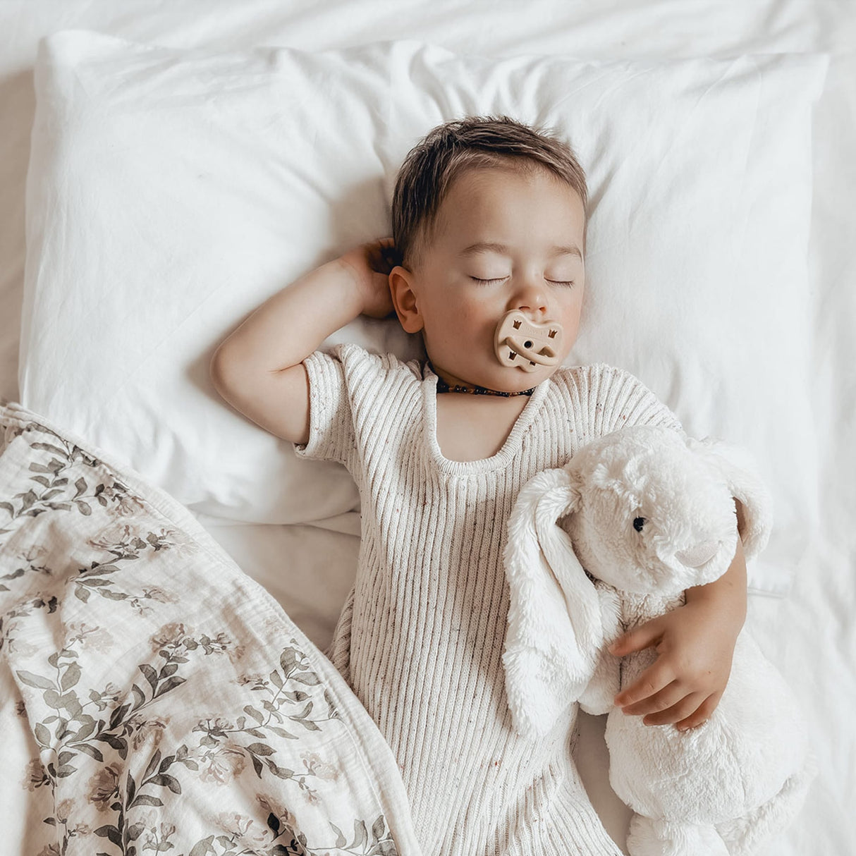 Natural Rubber Pacifier ROUND 3-36 Months Single-Pack - Round 3-36 months