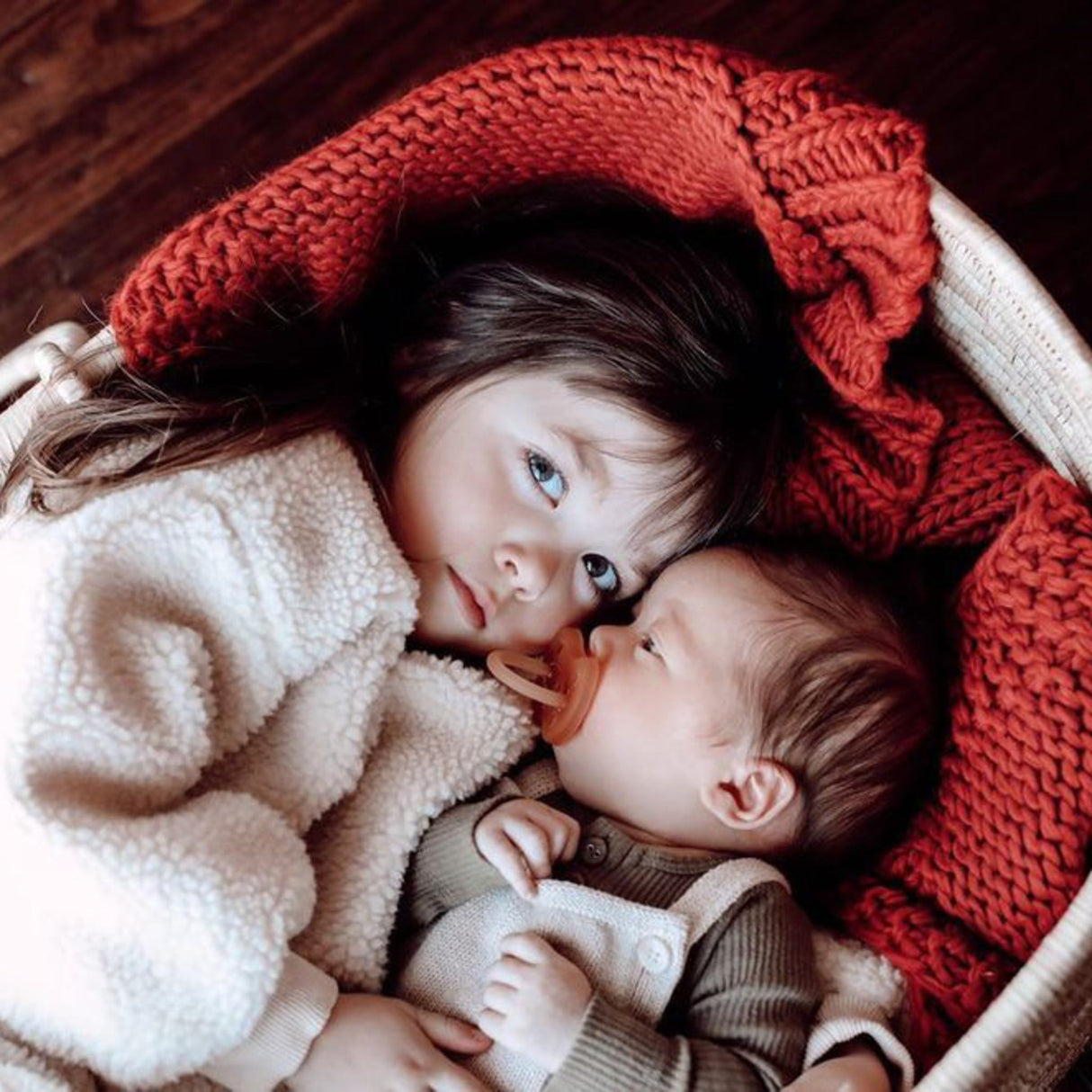 Natural Rubber Pacifier ROUND Newborn 0+ Months Single-Pack - Round 0-3 months