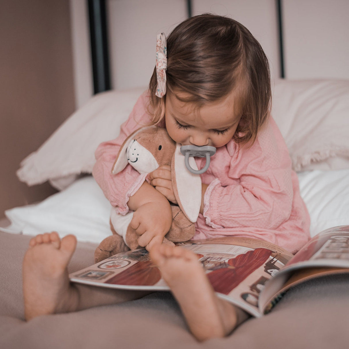 Natural Rubber Pacifier ROUND 3-36 Months Two-Pack - Round 3-36 months