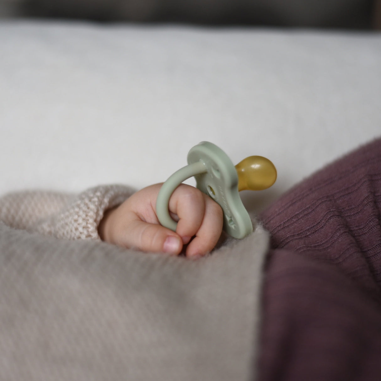 Natural Rubber Pacifier ORTHODONTIC 3-36 Months Single-Pack - Orthodontic 3-36 months