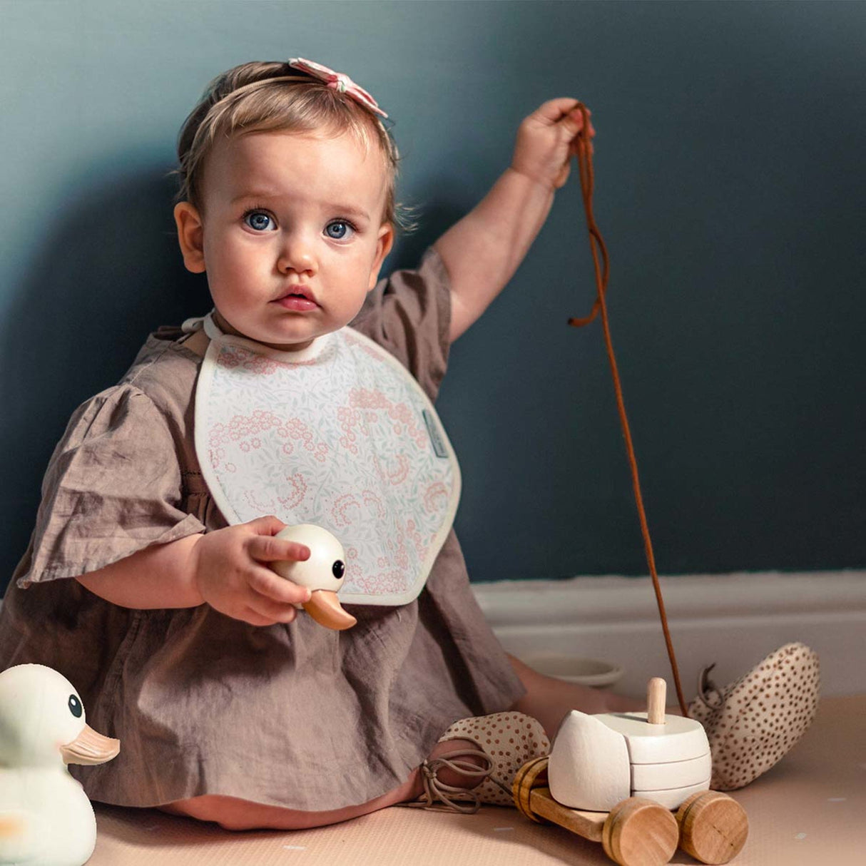 Kawan Rubberwood Stacker & Pull Toy - Shape