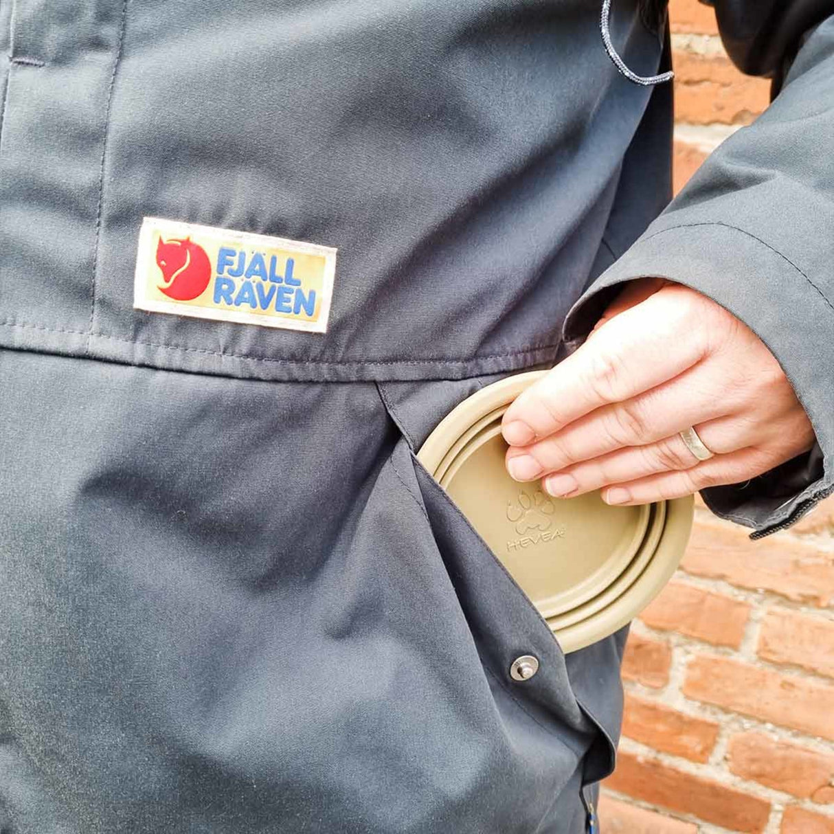 Dog Bowl on the Go in Natural Rubber -