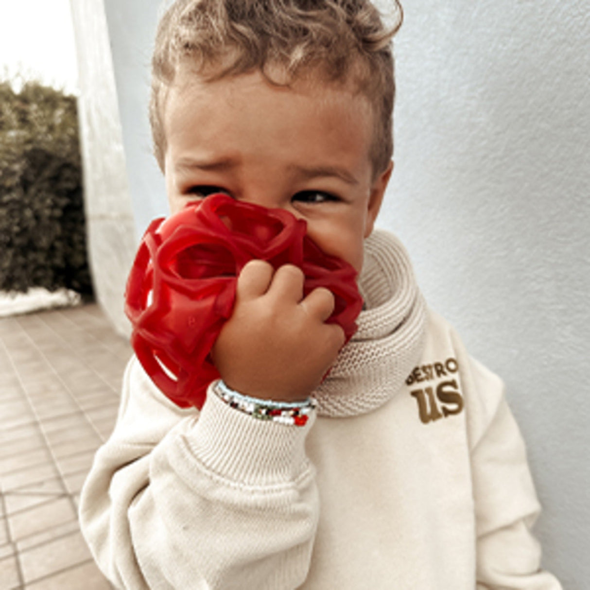 Star Activity Ball in Raspberry (Limited Edition Colour) -