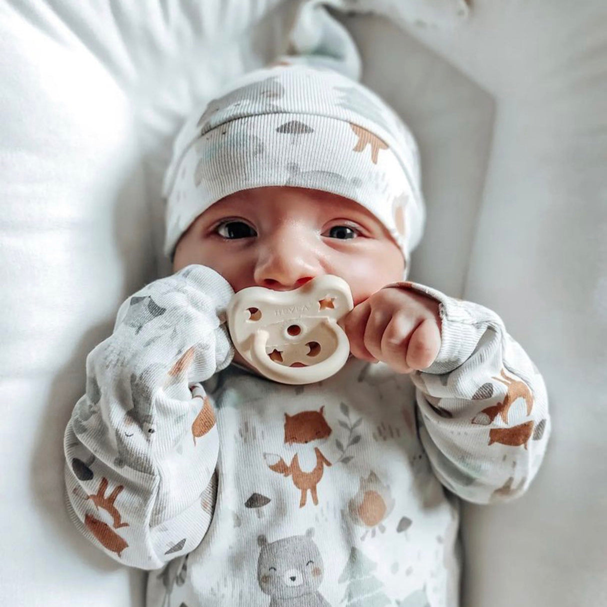 Natural Rubber Pacifier SYMMETRICAL Newborn 0+ Months Single-Pack - Symmetrical 0-3 months